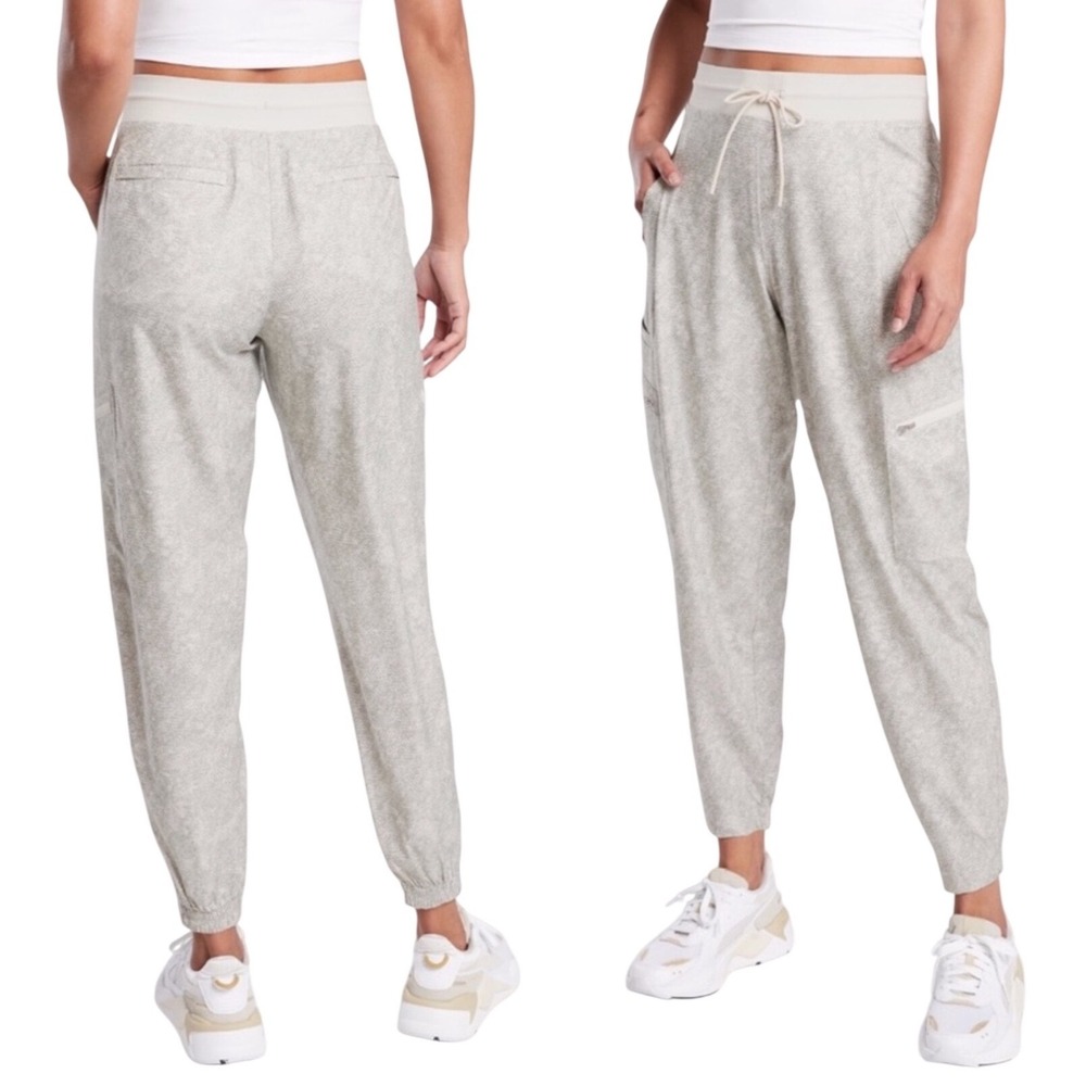 Athleta Venture Printed Pant Gray White Patterned Jogger Cargo‎ Size 2